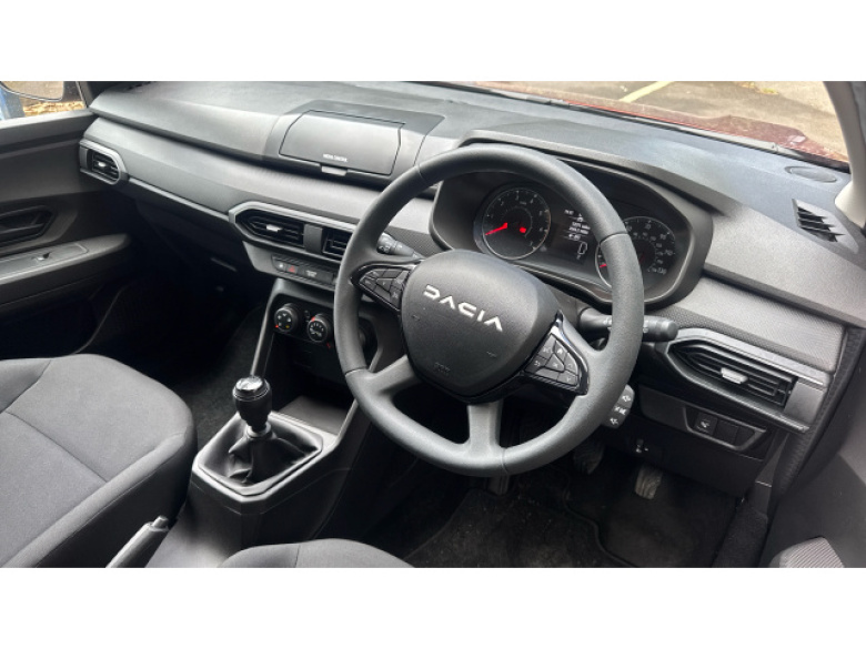 Dacia Jogger 1.0 TCe Essential 5dr Petrol Estate